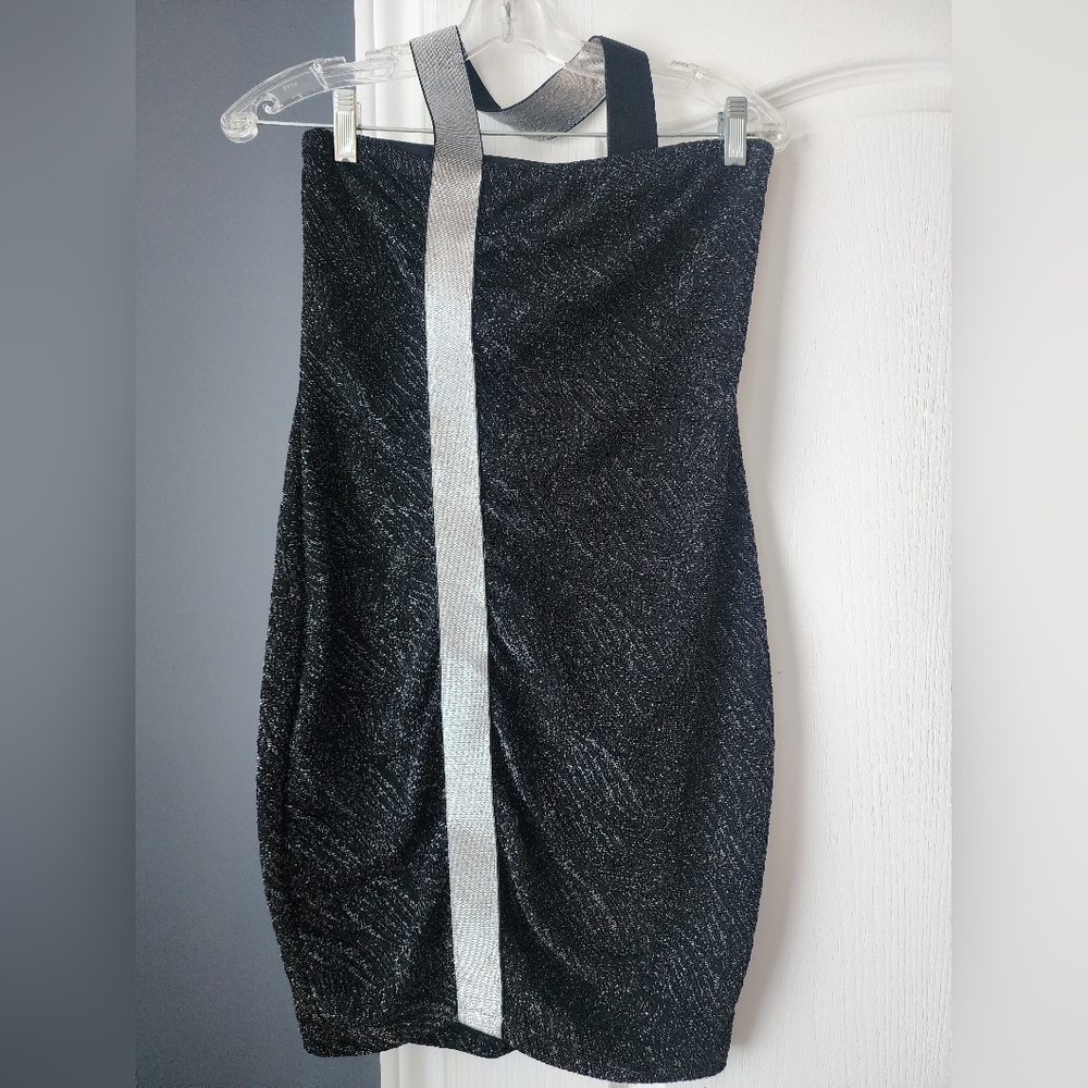 Chic Strapless Black and Silver Dress